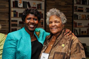 Gwen Ifill and Betty Rawlins
