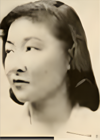 Yearbook photo of Isabelle (Clin) Chang ’46