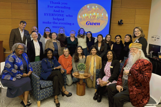 The Simmons community celebrates Gwen Ifill's life and legacy. Included in the group are Simmons President Lynn Perry Wooten, Communications Professor Bob White, Ifill School Dean Ammina Kothari, Social Work Dean Michael LaSala, and SLIS Dean Sanda Erdelez.