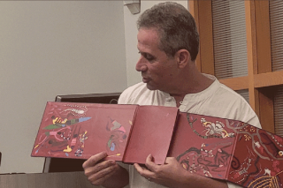 Roger Mello visiting a Picturebook class