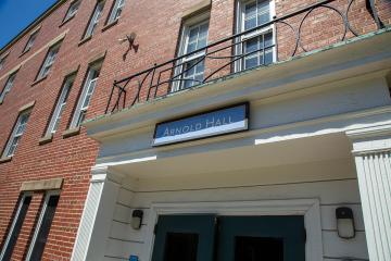 The entry door to Arnold Hall on the Simmons University residence campus.